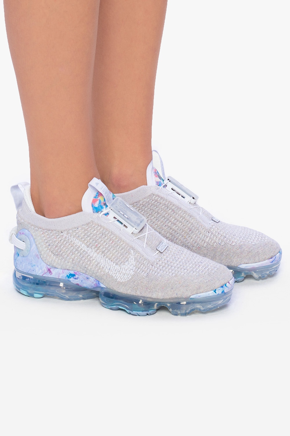 White store vapormax 2020